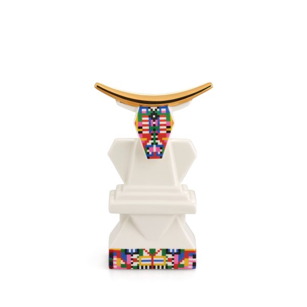 Wół- figurka z porcelany
